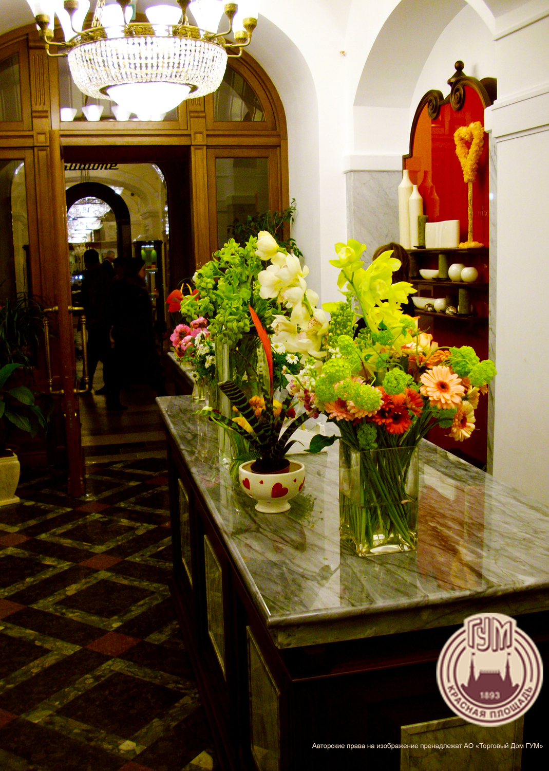 Проект дизайна интерьеров для АО «Торговый Дом ГУМ» в Москве от Nosova Anastasia Design — авторские решения для публичных и коммерческих пространств.